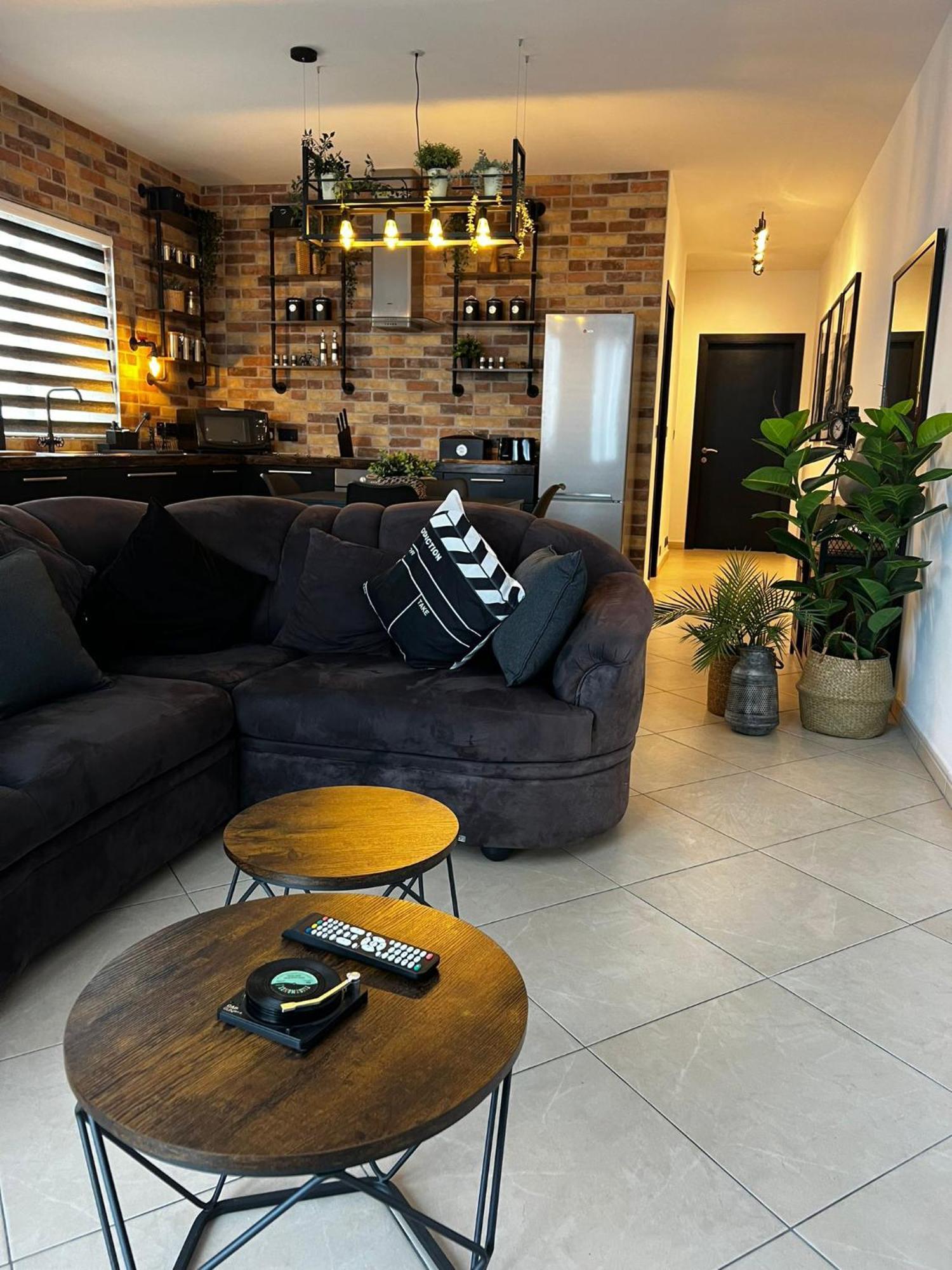Trendy Seaside Escape 2 Bedroom Penthouse 마르사스칼라 외부 사진