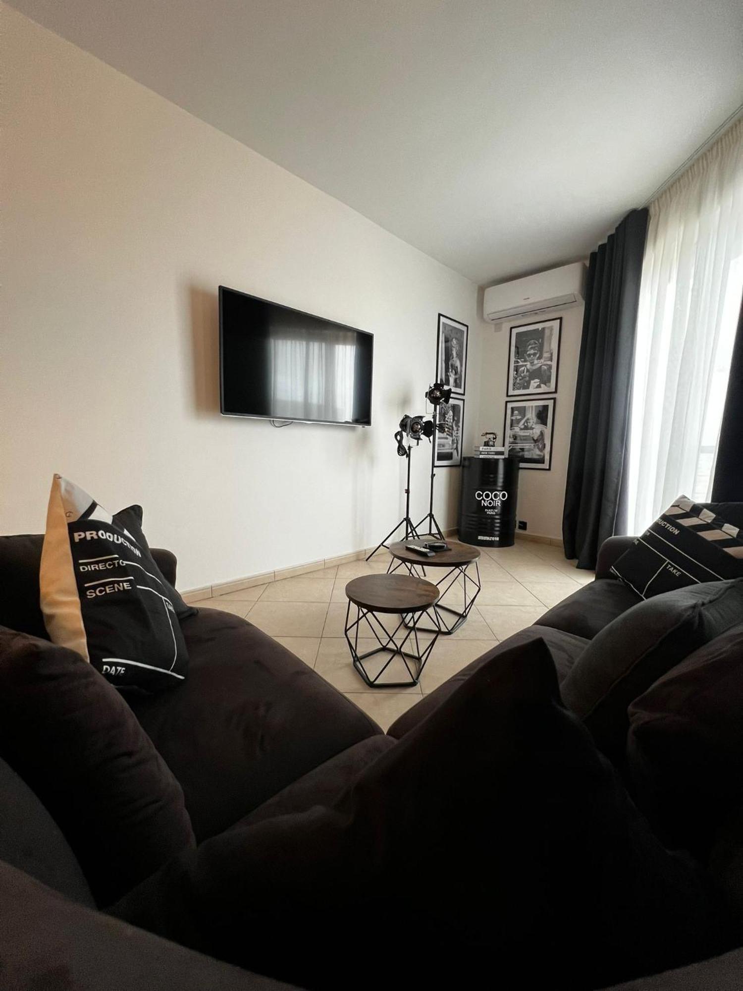 Trendy Seaside Escape 2 Bedroom Penthouse 마르사스칼라 외부 사진