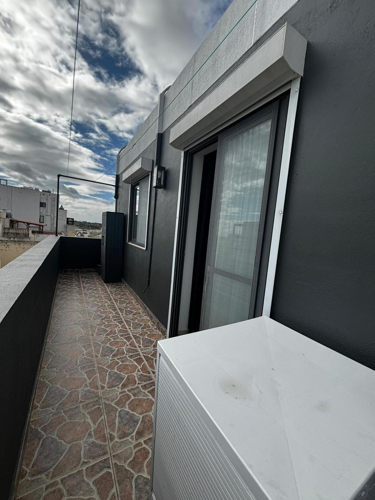 Trendy Seaside Escape 2 Bedroom Penthouse 마르사스칼라 외부 사진