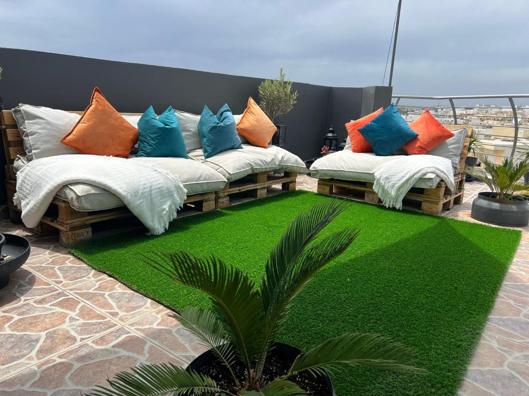 Trendy Seaside Escape 2 Bedroom Penthouse 마르사스칼라 외부 사진